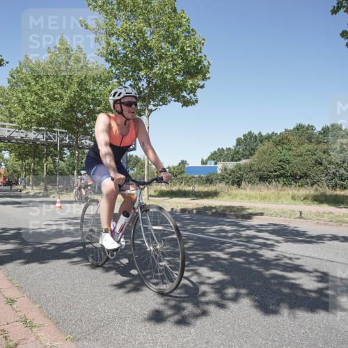 09.08.2026 - GEWOBA Citytriathlon Bremen Michael Burmester http://msf.ph/oto/9957519 09.08.2026 13:11:30 Radfahren 566, 582, 606, 611, 655, 788, 790, 814, 869, 901 meine-sportfotos.de
