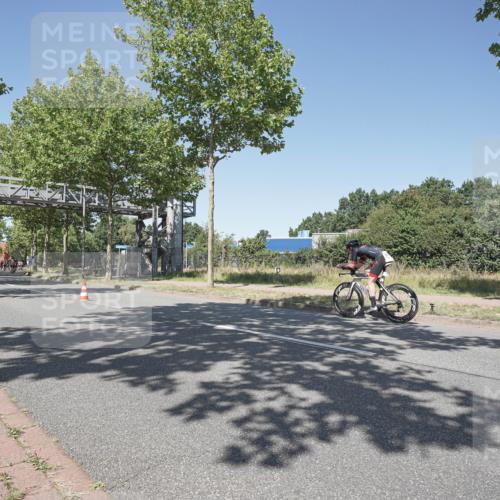 09.08.2026 - GEWOBA Citytriathlon Bremen Michael Burmester http://msf.ph/oto/9957532 09.08.2026 13:11:46 Radfahren 582, 609, 726, 855, 867, 990, 1119 meine-sportfotos.de