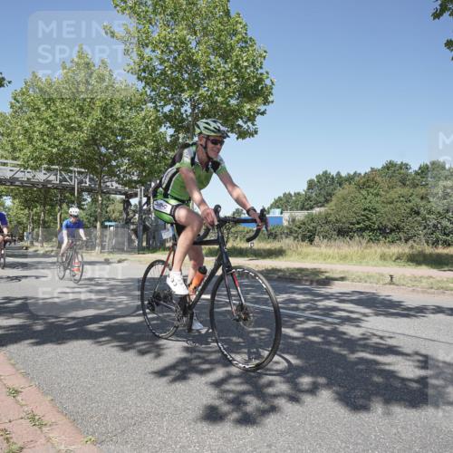 09.08.2026 - GEWOBA Citytriathlon Bremen Michael Burmester http://msf.ph/oto/9957554 09.08.2026 13:12:24 Radfahren 552, 636, 638, 744, 745, 758, 781, 816, 846, 861, 864, 895, 909, 911, 935, 981, 1015, 1019 meine-sportfotos.de