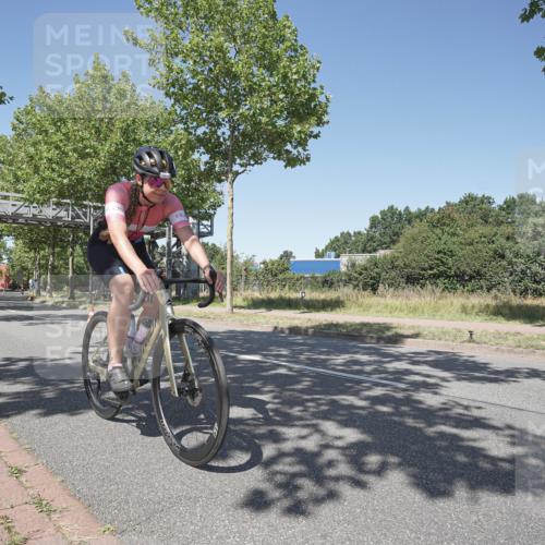 09.08.2026 - GEWOBA Citytriathlon Bremen Michael Burmester http://msf.ph/oto/9957596 09.08.2026 13:13:56 Radfahren 763, 840, 897, 938, 970, 1012, 1156 meine-sportfotos.de
