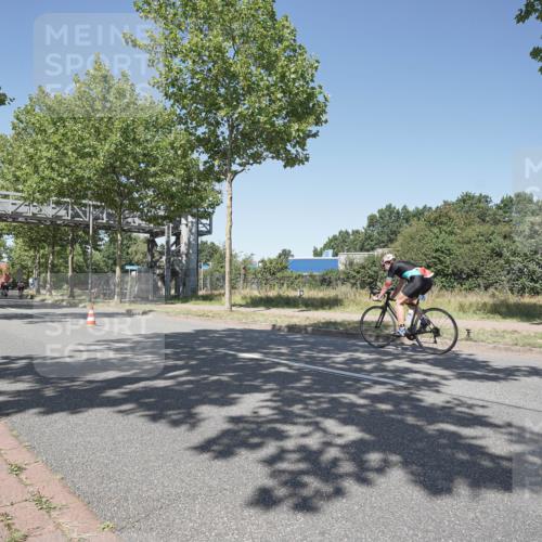 09.08.2026 - GEWOBA Citytriathlon Bremen Michael Burmester http://msf.ph/oto/9957613 09.08.2026 13:14:41 Radfahren 872, 896 meine-sportfotos.de