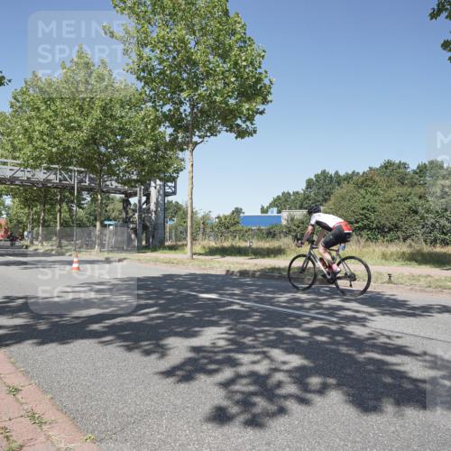 09.08.2026 - GEWOBA Citytriathlon Bremen Michael Burmester http://msf.ph/oto/9957622 09.08.2026 13:15:04 Radfahren 565, 653, 762, 948, 1017 meine-sportfotos.de