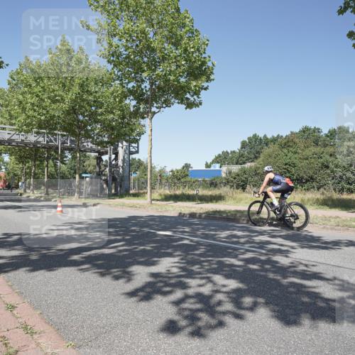 09.08.2026 - GEWOBA Citytriathlon Bremen Michael Burmester http://msf.ph/oto/9957629 09.08.2026 13:15:20 Radfahren 762, 834, 918, 1113, 1126, 1136 meine-sportfotos.de