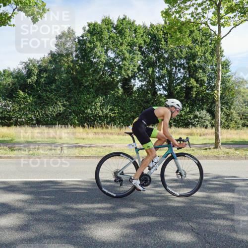 09.08.2026 - GEWOBA Citytriathlon Bremen Michael Burmester http://msf.ph/oto/9957669 09.08.2026 10:17:07 Radfahren 365 meine-sportfotos.de