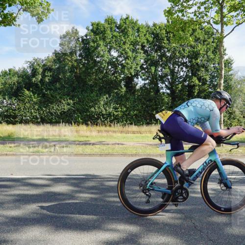 09.08.2026 - GEWOBA Citytriathlon Bremen Michael Burmester http://msf.ph/oto/9957719 09.08.2026 10:24:51 Radfahren 291, 314, 358 meine-sportfotos.de
