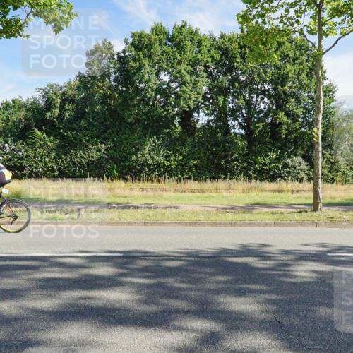 09.08.2026 - GEWOBA Citytriathlon Bremen Michael Burmester http://msf.ph/oto/9957761 09.08.2026 10:26:43 Radfahren 290, 296, 319, 383, 463 meine-sportfotos.de