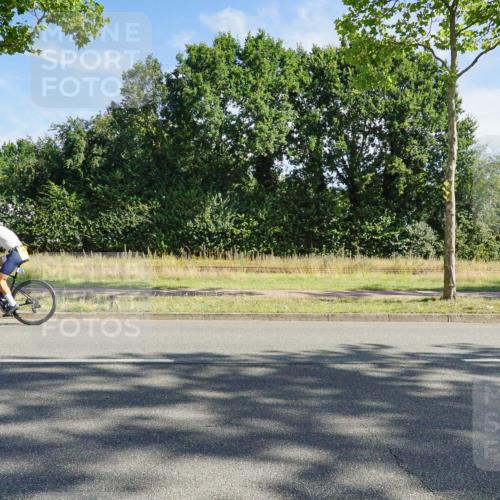 09.08.2026 - GEWOBA Citytriathlon Bremen Michael Burmester http://msf.ph/oto/9957800 09.08.2026 10:28:31 Radfahren 329, 332, 340, 362, 369, 502 meine-sportfotos.de