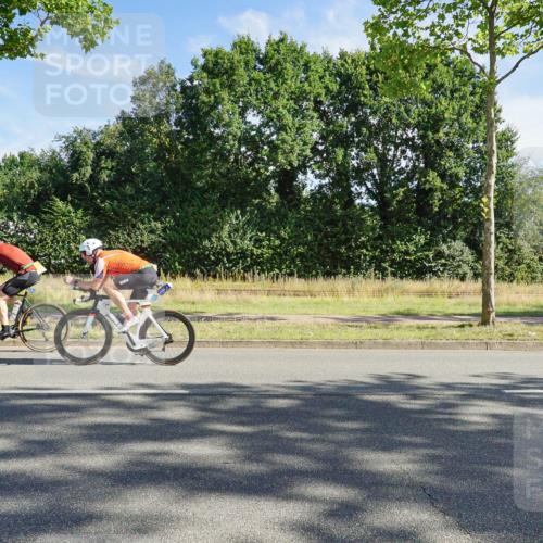 09.08.2026 - GEWOBA Citytriathlon Bremen Michael Burmester http://msf.ph/oto/9957805 09.08.2026 10:28:36 Radfahren 329, 332, 340, 362, 369 meine-sportfotos.de