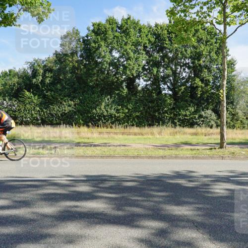 09.08.2026 - GEWOBA Citytriathlon Bremen Michael Burmester http://msf.ph/oto/9957819 09.08.2026 10:29:01 Radfahren 325, 343, 356, 392, 437, 465, 517, 519 meine-sportfotos.de