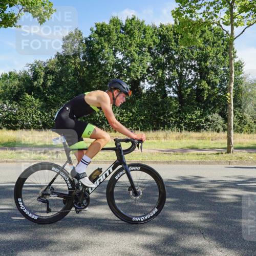 09.08.2026 - GEWOBA Citytriathlon Bremen Michael Burmester http://msf.ph/oto/9957839 09.08.2026 10:29:34 Radfahren 231, 295, 300, 327, 328, 363, 364, 379, 408, 478 meine-sportfotos.de