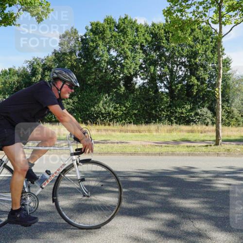 09.08.2026 - GEWOBA Citytriathlon Bremen Michael Burmester http://msf.ph/oto/9957909 09.08.2026 10:31:39 Radfahren 125, 288, 365, 397, 405, 430, 443, 458, 472, 489 meine-sportfotos.de
