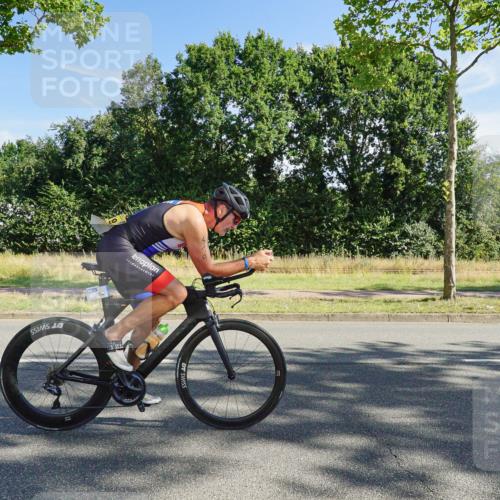 09.08.2026 - GEWOBA Citytriathlon Bremen Michael Burmester http://msf.ph/oto/9957967 09.08.2026 10:32:59 Radfahren 1, 103, 173, 305, 330, 353, 370, 413, 419, 453, 457, 486, 493, 503, 508, 526 meine-sportfotos.de