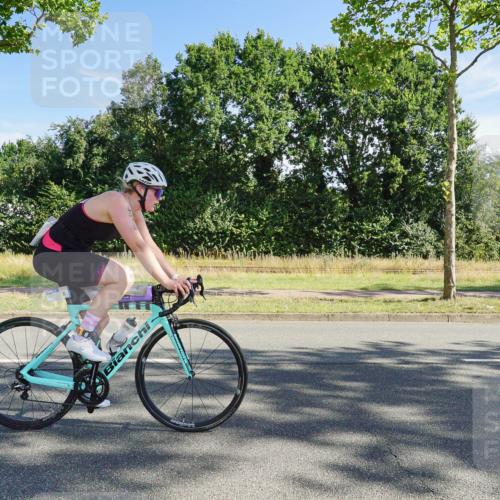 09.08.2026 - GEWOBA Citytriathlon Bremen Michael Burmester http://msf.ph/oto/9957998 09.08.2026 10:33:52 Radfahren 215, 280, 448, 455, 474, 490, 492, 522, 531, 532 meine-sportfotos.de