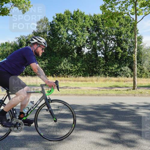09.08.2026 - GEWOBA Citytriathlon Bremen Michael Burmester http://msf.ph/oto/9958063 09.08.2026 10:35:18 Radfahren 3, 27, 129, 143, 169, 195, 243, 326, 436, 440, 446, 467, 473, 476, 487, 527 meine-sportfotos.de
