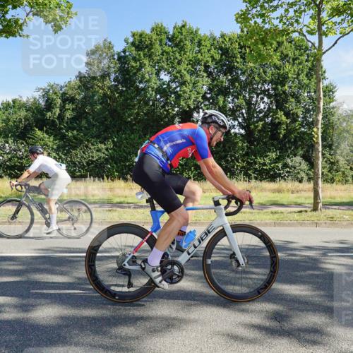 09.08.2026 - GEWOBA Citytriathlon Bremen Michael Burmester http://msf.ph/oto/9958094 09.08.2026 10:35:49 Radfahren 17, 29, 37, 43, 89, 107, 109, 119, 123, 141, 181, 201, 217, 241, 423, 462, 471, 494, 509 meine-sportfotos.de