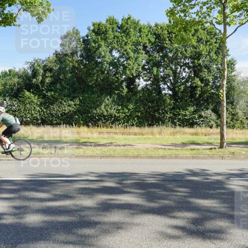 09.08.2026 - GEWOBA Citytriathlon Bremen Michael Burmester http://msf.ph/oto/9958115 09.08.2026 10:36:12 Radfahren 23, 153, 390, 444, 460, 466, 480, 530 meine-sportfotos.de