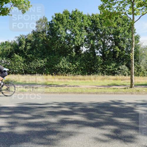 09.08.2026 - GEWOBA Citytriathlon Bremen Michael Burmester http://msf.ph/oto/9958120 09.08.2026 10:36:17 Radfahren 23, 139, 179, 233, 390, 460, 480, 530 meine-sportfotos.de