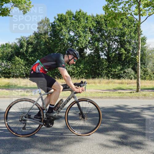 09.08.2026 - GEWOBA Citytriathlon Bremen Michael Burmester http://msf.ph/oto/9958142 09.08.2026 10:36:52 Radfahren 13, 33, 41, 67, 85, 93, 111, 157, 235, 247, 281, 349, 426, 491 meine-sportfotos.de