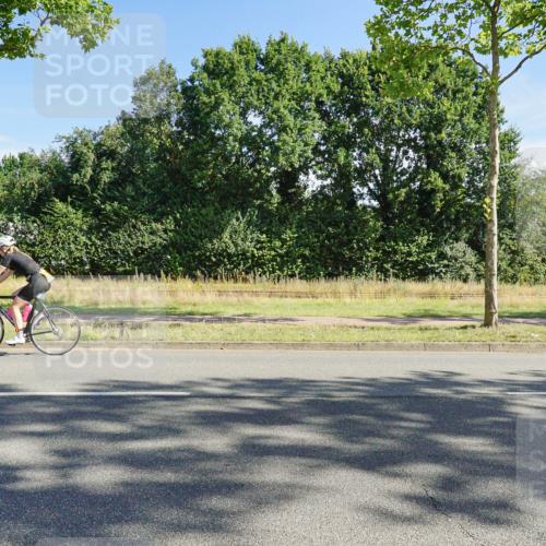 09.08.2026 - GEWOBA Citytriathlon Bremen Michael Burmester http://msf.ph/oto/9958166 09.08.2026 10:37:40 Radfahren 185, 387, 434 meine-sportfotos.de