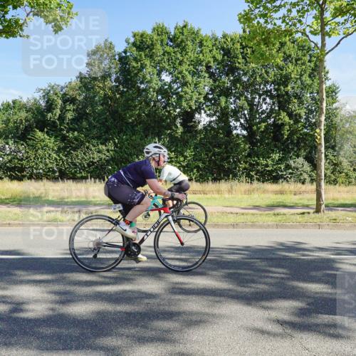 09.08.2026 - GEWOBA Citytriathlon Bremen Michael Burmester http://msf.ph/oto/9958202 09.08.2026 10:39:14 Radfahren 81, 420, 429 meine-sportfotos.de