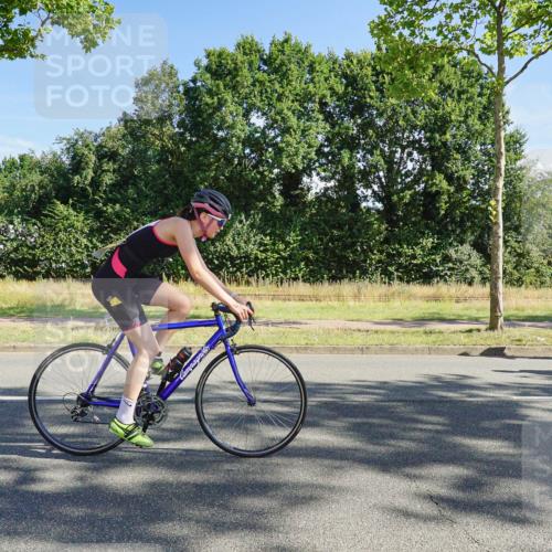 09.08.2026 - GEWOBA Citytriathlon Bremen Michael Burmester http://msf.ph/oto/9958205 09.08.2026 10:39:18 Radfahren 81, 420, 429, 431 meine-sportfotos.de
