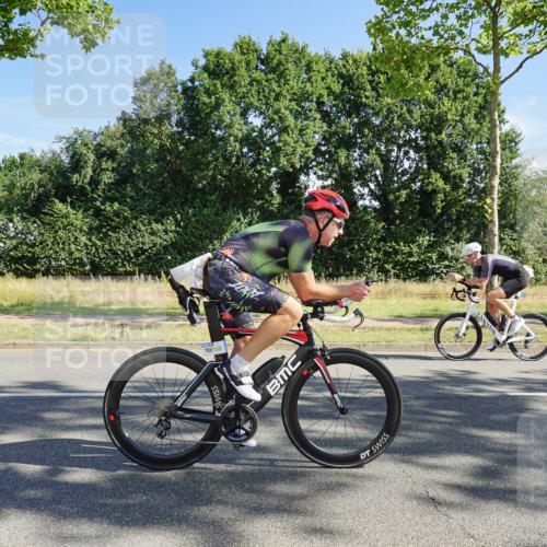 09.08.2026 - GEWOBA Citytriathlon Bremen Michael Burmester http://msf.ph/oto/9958267 09.08.2026 10:42:06 Radfahren 291, 301, 358, 376, 415, 524 meine-sportfotos.de