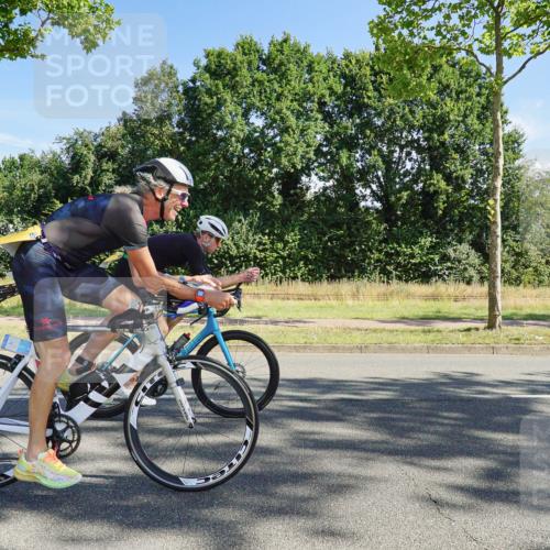09.08.2026 - GEWOBA Citytriathlon Bremen Michael Burmester http://msf.ph/oto/9958277 09.08.2026 10:42:29 Radfahren 199, 286, 297, 322, 422, 475 meine-sportfotos.de