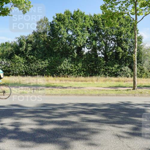 09.08.2026 - GEWOBA Citytriathlon Bremen Michael Burmester http://msf.ph/oto/9958289 09.08.2026 10:43:01 Radfahren 318, 323, 389, 393 meine-sportfotos.de