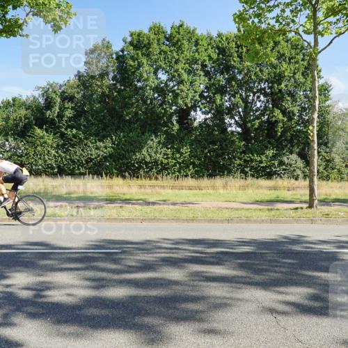 09.08.2026 - GEWOBA Citytriathlon Bremen Michael Burmester http://msf.ph/oto/9958305 09.08.2026 10:43:46 Radfahren 293, 296, 336, 375, 402, 517 meine-sportfotos.de