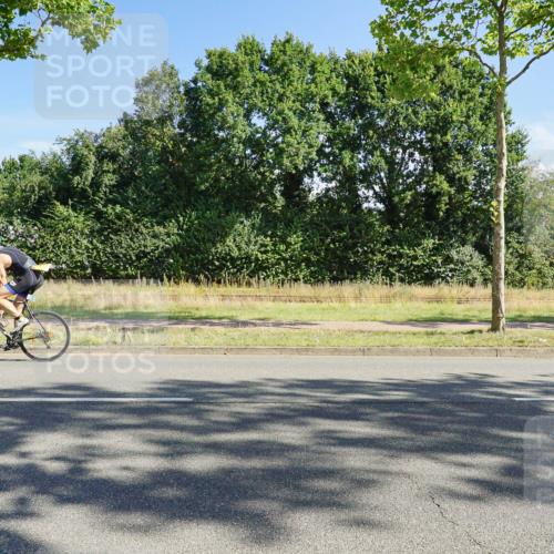 09.08.2026 - GEWOBA Citytriathlon Bremen Michael Burmester http://msf.ph/oto/9958327 09.08.2026 10:44:57 Radfahren 221, 231, 342, 391, 398, 519 meine-sportfotos.de