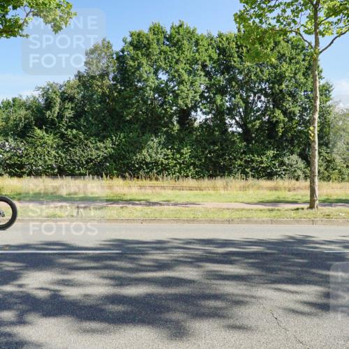 09.08.2026 - GEWOBA Citytriathlon Bremen Michael Burmester http://msf.ph/oto/9958354 09.08.2026 10:45:59 Radfahren 339, 407, 465, 478, 528 meine-sportfotos.de