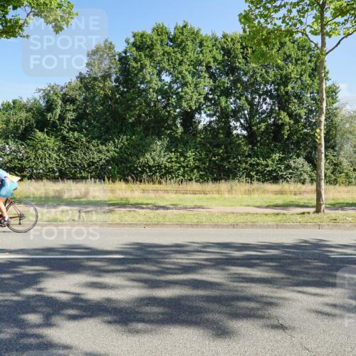 09.08.2026 - GEWOBA Citytriathlon Bremen Michael Burmester http://msf.ph/oto/9958456 09.08.2026 10:49:33 Radfahren 299, 320, 413, 454, 508 meine-sportfotos.de