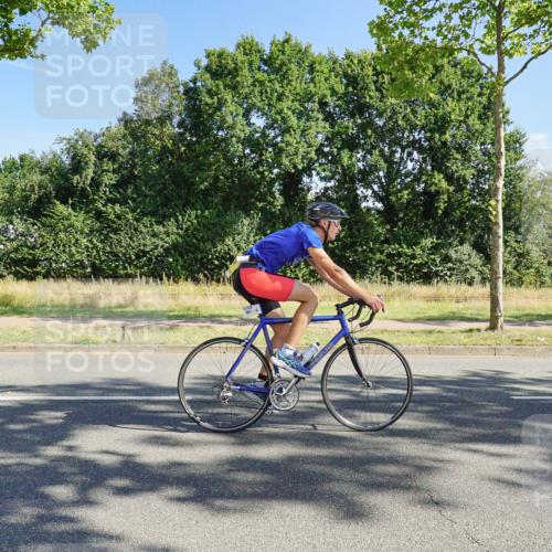 09.08.2026 - GEWOBA Citytriathlon Bremen Michael Burmester http://msf.ph/oto/9958496 09.08.2026 10:50:45 Radfahren 1, 7, 83, 137, 167, 313, 337, 470, 481, 482, 486, 526, 532 meine-sportfotos.de
