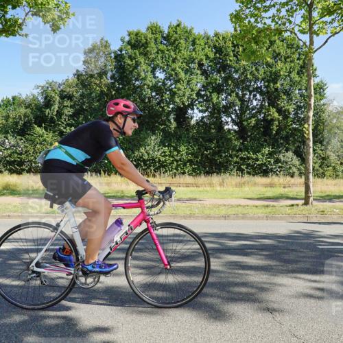 09.08.2026 - GEWOBA Citytriathlon Bremen Michael Burmester http://msf.ph/oto/9958515 09.08.2026 10:51:16 Radfahren 311, 344, 456, 500 meine-sportfotos.de