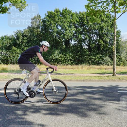 09.08.2026 - GEWOBA Citytriathlon Bremen Michael Burmester http://msf.ph/oto/9958566 09.08.2026 10:53:13 Radfahren 23, 29, 175, 233, 353, 474, 522 meine-sportfotos.de