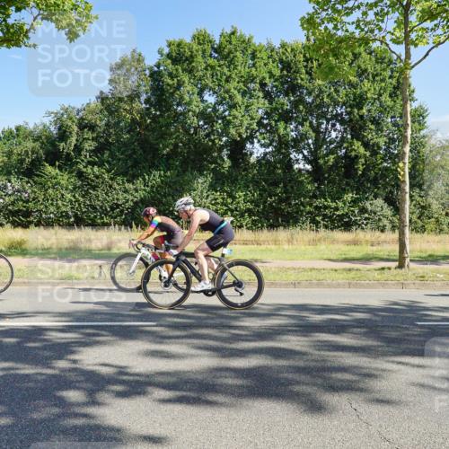 09.08.2026 - GEWOBA Citytriathlon Bremen Michael Burmester http://msf.ph/oto/9958579 09.08.2026 10:53:37 Radfahren 3, 19, 21, 107, 139, 151, 153, 179, 423, 433, 439, 461, 477, 495 meine-sportfotos.de