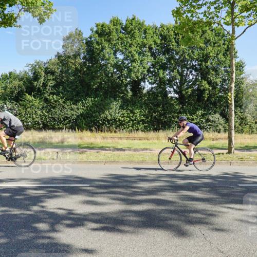 09.08.2026 - GEWOBA Citytriathlon Bremen Michael Burmester http://msf.ph/oto/9958581 09.08.2026 10:53:39 Radfahren 3, 21, 107, 153, 179, 423, 433, 439, 461, 477, 495 meine-sportfotos.de