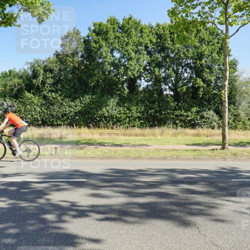 09.08.2026 - GEWOBA Citytriathlon Bremen Michael Burmester http://msf.ph/oto/9958650 09.08.2026 10:55:37 Radfahren 119, 426, 440, 488, 527 meine-sportfotos.de