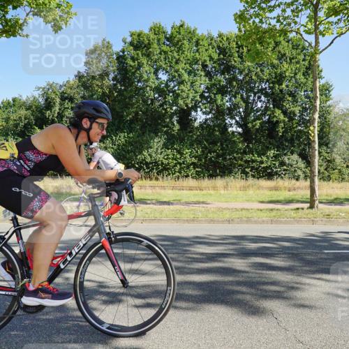 09.08.2026 - GEWOBA Citytriathlon Bremen Michael Burmester http://msf.ph/oto/9958665 09.08.2026 10:56:04 Radfahren 41, 89, 109, 155, 211, 487, 491 meine-sportfotos.de