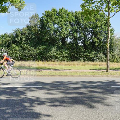 09.08.2026 - GEWOBA Citytriathlon Bremen Michael Burmester http://msf.ph/oto/9958687 09.08.2026 10:56:55 Radfahren 35, 75, 85, 113, 147, 149, 399, 460, 480 meine-sportfotos.de