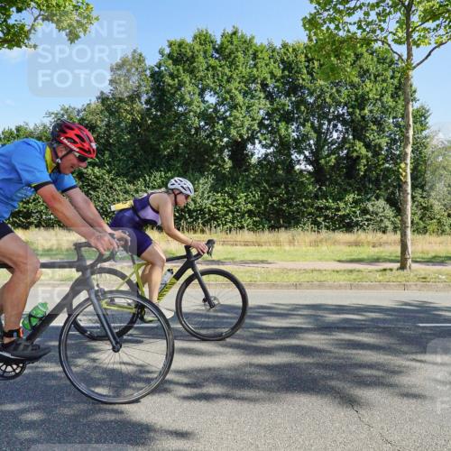 09.08.2026 - GEWOBA Citytriathlon Bremen Michael Burmester http://msf.ph/oto/9958691 09.08.2026 10:57:02 Radfahren 35, 85, 113, 243, 361, 399, 460, 480 meine-sportfotos.de
