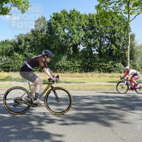 09.08.2026 - GEWOBA Citytriathlon Bremen Michael Burmester http://msf.ph/oto/9958710 09.08.2026 10:58:18 Radfahren 459 meine-sportfotos.de