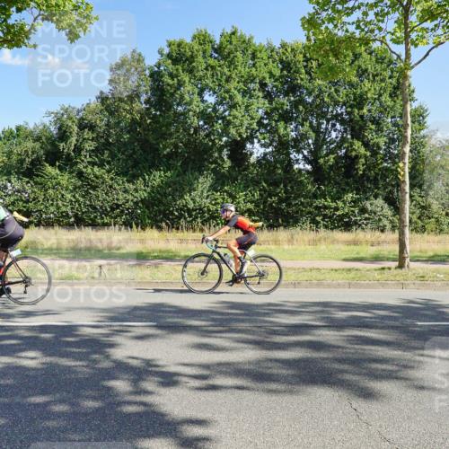 09.08.2026 - GEWOBA Citytriathlon Bremen Michael Burmester http://msf.ph/oto/9958725 09.08.2026 10:59:41 Radfahren  meine-sportfotos.de