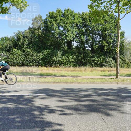 09.08.2026 - GEWOBA Citytriathlon Bremen Michael Burmester http://msf.ph/oto/9958739 09.08.2026 11:00:20 Radfahren 415 meine-sportfotos.de