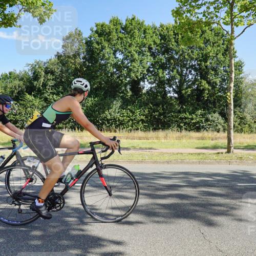 09.08.2026 - GEWOBA Citytriathlon Bremen Michael Burmester http://msf.ph/oto/9958744 09.08.2026 11:00:38 Radfahren 73, 91, 127, 161, 165, 415, 424, 425 meine-sportfotos.de