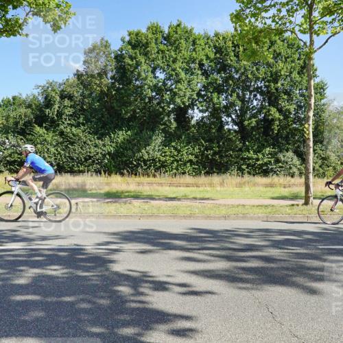 09.08.2026 - GEWOBA Citytriathlon Bremen Michael Burmester http://msf.ph/oto/9958783 09.08.2026 11:06:08 Radfahren 101, 475 meine-sportfotos.de