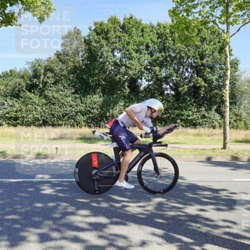 09.08.2026 - GEWOBA Citytriathlon Bremen Michael Burmester http://msf.ph/oto/9958799 09.08.2026 11:53:51 Radfahren 628 meine-sportfotos.de