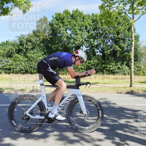 09.08.2026 - GEWOBA Citytriathlon Bremen Michael Burmester http://msf.ph/oto/9958811 09.08.2026 12:01:49 Radfahren 580 meine-sportfotos.de