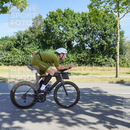09.08.2026 - GEWOBA Citytriathlon Bremen Michael Burmester http://msf.ph/oto/9958865 09.08.2026 12:06:43 Radfahren 612, 707, 720 meine-sportfotos.de