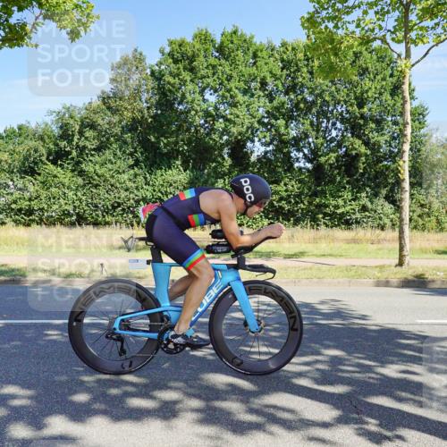 09.08.2026 - GEWOBA Citytriathlon Bremen Michael Burmester http://msf.ph/oto/9958868 09.08.2026 12:06:51 Radfahren 612, 720, 737 meine-sportfotos.de